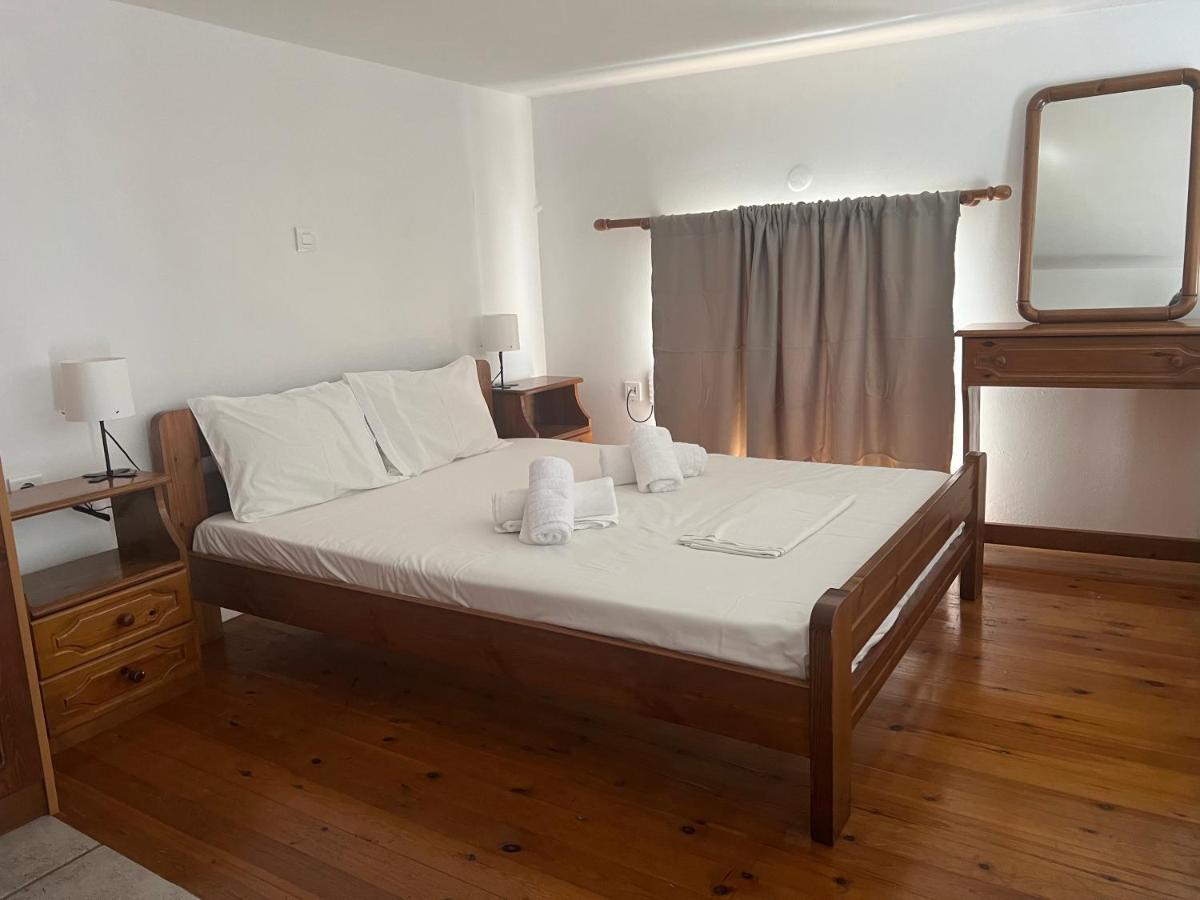 Athina Rooms Karvounades Экстерьер фото